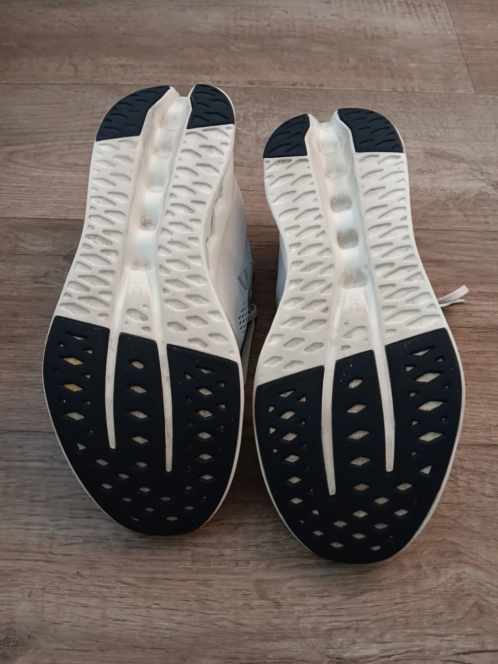 On Running Cloudsurfer Sneakers Men's Size 11.5
